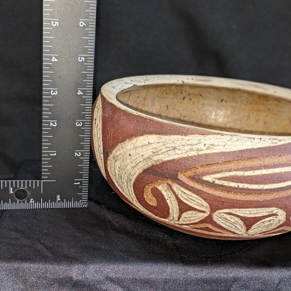Hand Thrown Pottery Ceramic Stoneware Bowl by G. Wilson - Picture 10 of 11